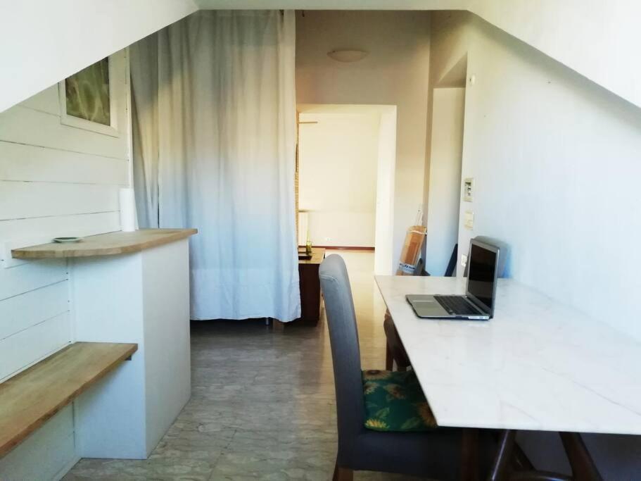La Casa Di Marta - Ampia Ed Accogliente Mansarda In Piazza Statuto Lejlighed Torino Eksteriør billede